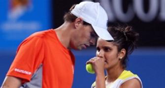 Bhupathi-Nestor lose; Sania, Bopanna in 'mixed' quarters