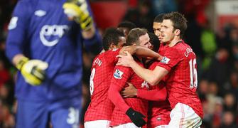 EPL: United surge seven points clear, Reds-Arsenal draw