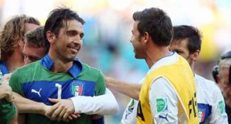 Confederations Cup: Buffon's saves give Italy third place