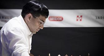 Tal Memorial chess: Anand stunned by Caruana