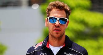 Vettel apologises to Red Bull staff