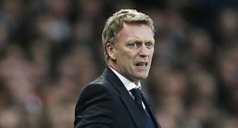 Moyes meets Everton chairman as United move looms