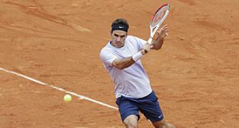 French Open: Serena, Federer waltz into round 2