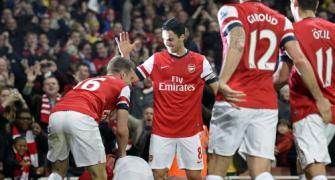 Wenger delights in Arsenal's pedigree as top dogs