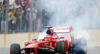 Massa signs off from Ferrari in frustration