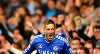 Torres pounces late to send Chelsea second in EPL