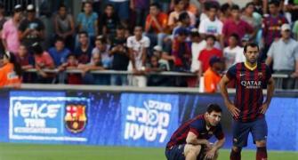 Barcelona defender Mascherano out for up to 2 weeks