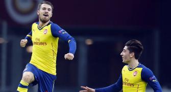 Champions League: Ramsey's stunner seals Arsenal win