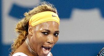 Serena overcomes misfiring serve to flatten Sharapova