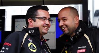 Lopez replaces Boullier as Lotus F1 principal