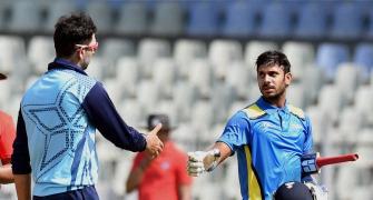 Golden run in domestic cricket boosts Tiwary's World Cup hopes