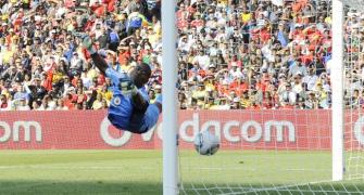 South Africa captain Meyiwa killed trying to protect girlfriend