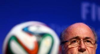 Sports Shorts: 'Run against Blatter or shut up'