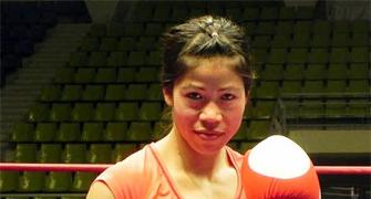Asian Games: Mary Kom punches her way into quarters