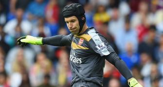 Petr Cech's 'Arsenal' is THREE languages