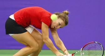 Halep pulls out of Australian Open warm-up