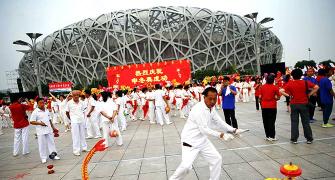 IOC in no mood for risks, opts for Beijing's sure bet