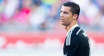 Real president 'not contemplating' Ronaldo departure