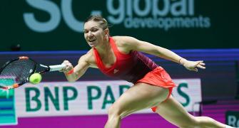 After breast reduction, it's nose surgery for Simona Halep