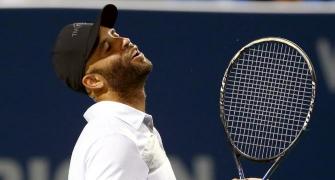 Ex-US tennis star Blake mistakenly slammed to ground, handcuffed by NYPD