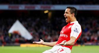 PHOTOS: Arsenal record 500th EPL win and leapfrog City to go third