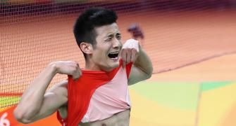 China's Chen defeats Lee to win badminton gold