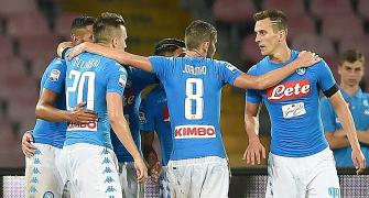 Serie A: Napoli win six-goal thriller against nine-man Milan