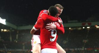 Premier League: Relief for Van Gaal as United end winless run