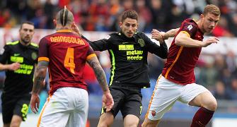 European football: Roma held by Verona; Monaco up to second in France