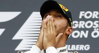 Spanish Grand Prix: Hamilton ends Vettel's pole run