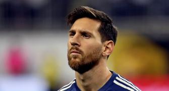 New coach Bauza plans to woo Messi back for Argentina