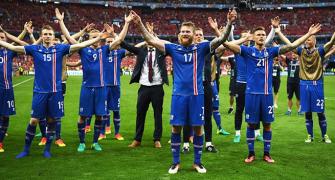 Will Iceland melt under English pressure?