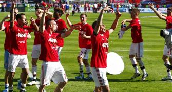 Bundesliga: Bayern Munich secure record fourth straight title