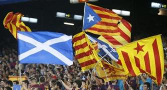 Catalan nationalists to give Scottish flags to Barcelona fans