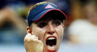 Kerber celebrates No. 1 by reaching US Open final
