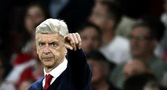 Arsenal's Wenger happy to shed his Chelsea hoodoo