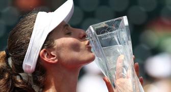 Konta beats Wozniacki to win Miami Open