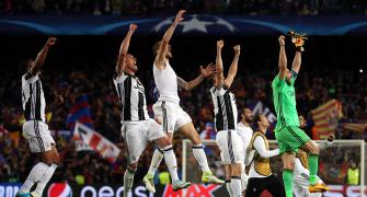 Steely Juventus shut down Barcelona to enter semis