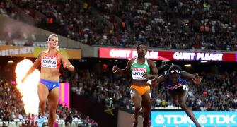 PHOTOS, World C'ships: Bowie snatches 100m gold; Walsh takes shot gold