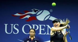 Upsets on Day 1 at US Open: Sharapova knocks out Halep, Konta loses