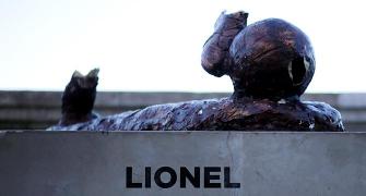 PHOTOS: Messi's statue hacked down again