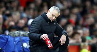 Frustrated Mourinho claims 'rules for me are different'