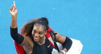 Aus Open: Serena beats Lucic-Baroni, to meet sister Venus in final