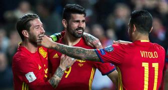 Football PHOTOS: Spain, Italy register easy wins