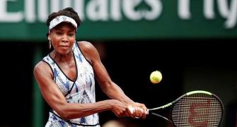 Venus becomes oldest woman to reach French Open 3rd round