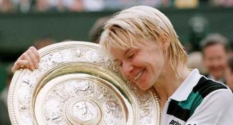 Former Wimbledon champion Jana Novotna dies