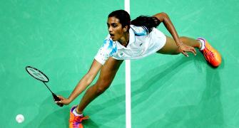 Sindhu's gallant fight ends in agony in Hong Kong Open