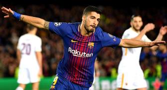 Barcelona secure big win as Roma self-destruct