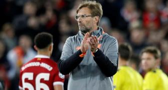 Coach's corner: Liverpool's Klopp shrugs off late Roma goals