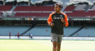 Prithvi Shaw resumes light training ahead of Perth Test
